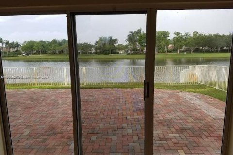 Casa en venta en Miramar, Florida, 4 dormitorios, 234.49 m2 № 1401679 - foto 6