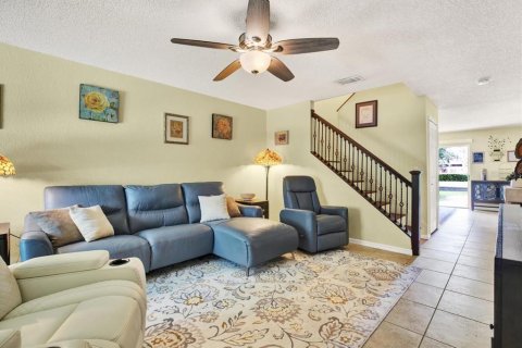 Adosado en venta en Seminole, Florida, 3 dormitorios, 154.03 m2 № 1363664 - foto 3