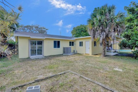 Villa ou maison à vendre à Lauderhill, Floride: 5 chambres, 157 m2 № 1146547 - photo 15