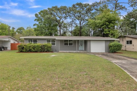 House in Jacksonville, Florida 3 bedrooms, 112.23 sq.m. № 1088583 - photo 1