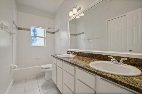 Casa en venta en Orlando, Florida, 4 dormitorios, 228.63 m2 № 1400981 - foto 20