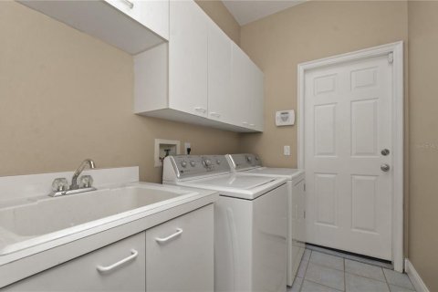 Casa en venta en Orlando, Florida, 4 dormitorios, 228.63 m2 № 1400981 - foto 23