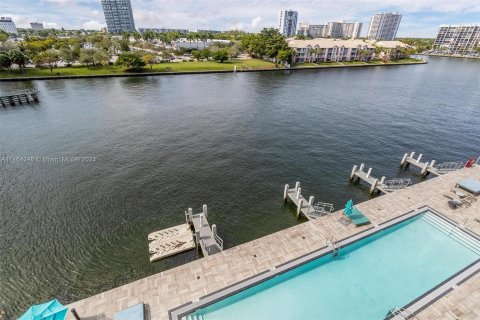 Condominio en venta en Hollywood, Florida, 1 dormitorio, 65.22 m2 № 756736 - foto 22