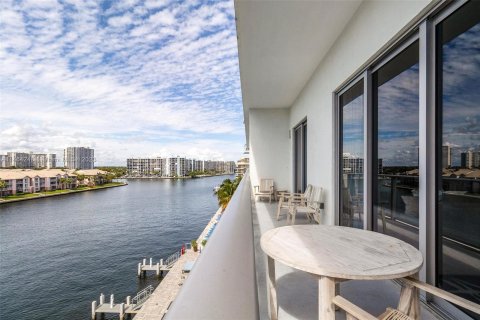 Condominio en venta en Hollywood, Florida, 1 dormitorio, 65.22 m2 № 756736 - foto 21