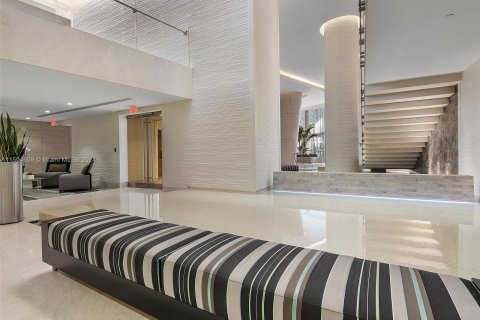 Copropriété à vendre à Sunny Isles Beach, Floride: 2 chambres, 119.75 m2 № 918095 - photo 28