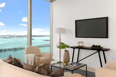 Condominio en venta en Miami, Florida, 2 dormitorios № 1365931 - foto 2