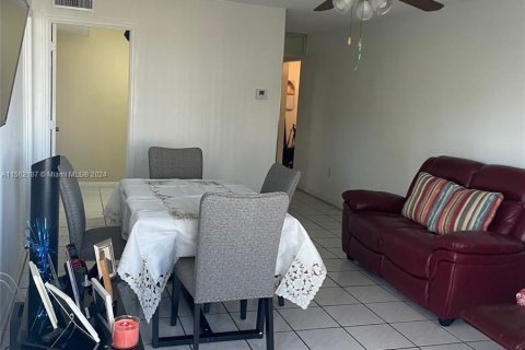 Copropriété à vendre à Miami, Floride: 1 chambre, 82.59 m2 № 1366983 - photo 9