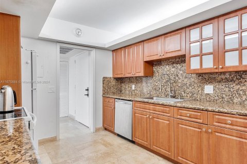 Condominio en venta en Miami, Florida, 2 dormitorios, 181.16 m2 № 1400232 - foto 13