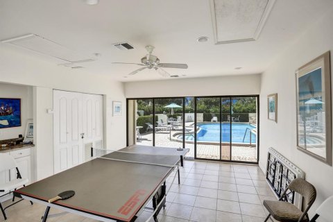 Touwnhouse à vendre à Boynton Beach, Floride: 2 chambres, 182.09 m2 № 693557 - photo 11