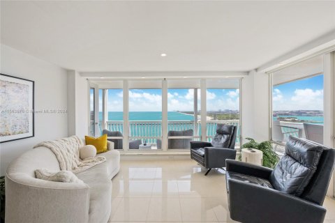 Condo in Fort Lauderdale, Florida, 2 bedrooms  № 1399008 - photo 5