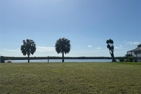 Terrain à vendre à Port Charlotte, Floride № 967036 - photo 4