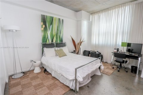 Condo in Miami, Florida, 1 bedroom  № 1366960 - photo 5