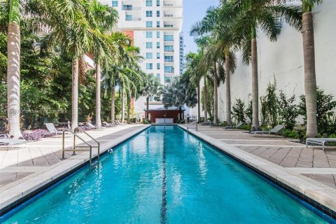 Condominio en alquiler en Miami, Florida, 1 dormitorio, 71.53 m2 № 1366960 - foto 26