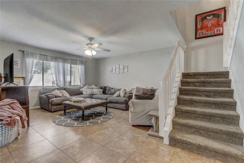 Condominio en venta en Orlando, Florida, 3 dormitorios, 149.11 m2 № 1312483 - foto 3