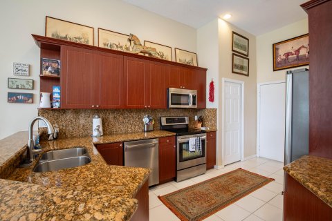 House in Wellington, Florida 3 bedrooms, 175.31 sq.m. № 686696 - photo 29