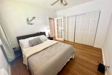 Condo in Miami Beach, Florida, 1 bedroom  № 1223633 - photo 3