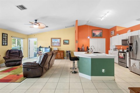 Casa en venta en North Port, Florida, 3 dormitorios, 189.52 m2 № 1300526 - foto 11