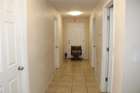 Immobilier commercial à vendre à Tampa, Floride: 371.61 m2 № 644211 - photo 23