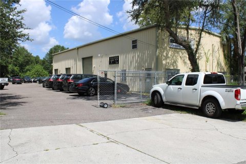 Commercial property in Tampa, Florida 371.61 sq.m. № 644211 - photo 1
