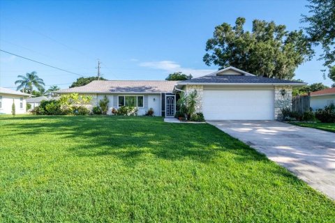 Villa ou maison à vendre à Sarasota, Floride: 3 chambres, 194.07 m2 № 1393222 - photo 1