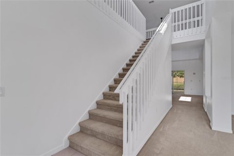 Villa ou maison à vendre à Davenport, Floride: 5 chambres, 229 m2 № 1322856 - photo 6