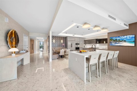 Condominio en venta en Aventura, Florida, 3 dormitorios, 263.84 m2 № 1315803 - foto 11