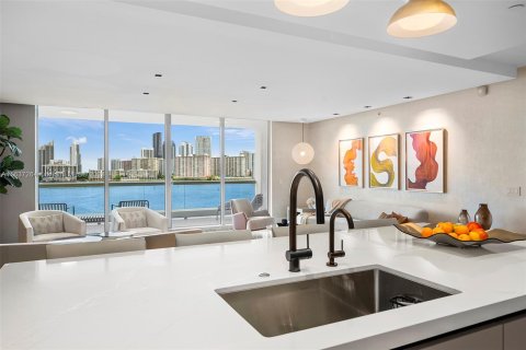 Condo in Aventura, Florida, 3 bedrooms  № 1315803 - photo 16