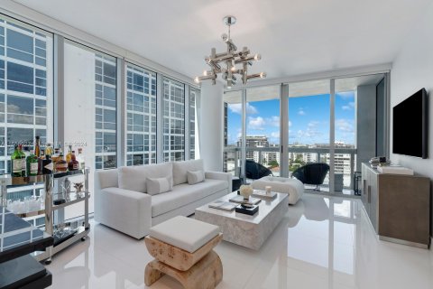 Copropriété à vendre à Miami Beach, Floride: 1 chambre, 76.18 m2 № 1368646 - photo 2