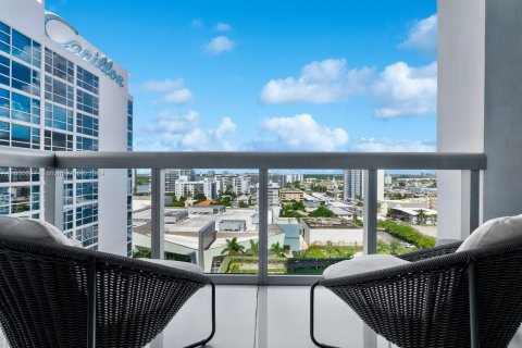 Copropriété à vendre à Miami Beach, Floride: 1 chambre, 76.18 m2 № 1368646 - photo 6