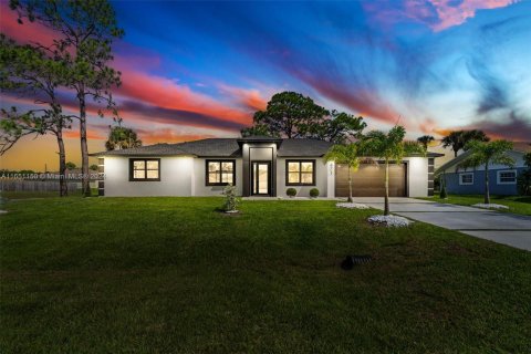 Casa en venta en Palm Bay, Florida, 4 dormitorios, 206.15 m2 № 1368645 - foto 1