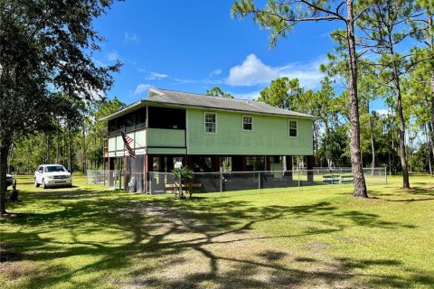 Villa ou maison à vendre à Punta Gorda, Floride: 2 chambres, 76.55 m2 № 1312141 - photo 1