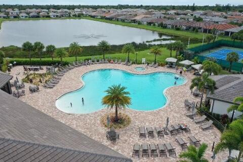 Casa en venta en Lake Worth, Florida, 4 dormitorios, 249.16 m2 № 1223253 - foto 27