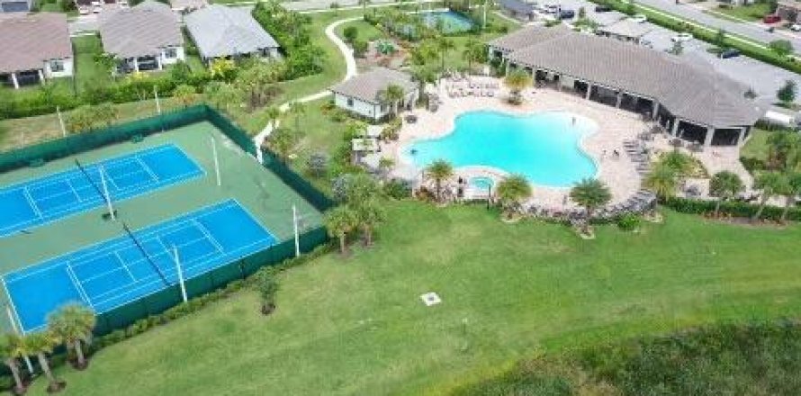 Villa ou maison à Lake Worth, Floride 4 chambres, 249.16 m2 № 1223253