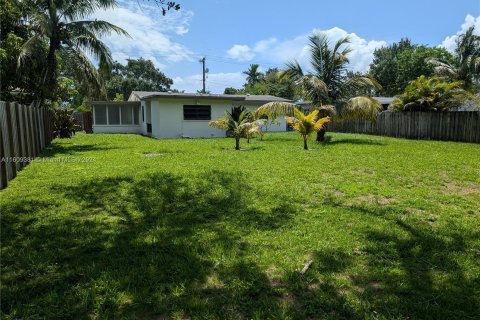 House in Fort Lauderdale, Florida 3 bedrooms, 121.52 sq.m. № 1232371 - photo 24