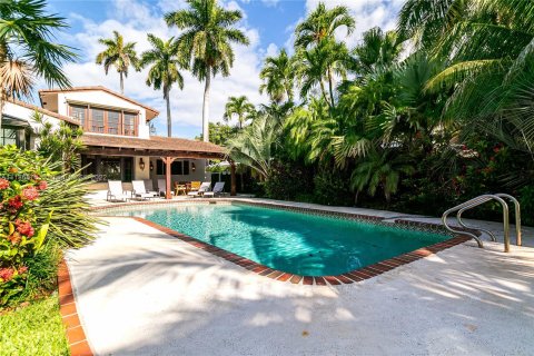 Casa en alquiler en Fort Lauderdale, Florida, 3 dormitorios, 251.58 m2 № 6667 - foto 29