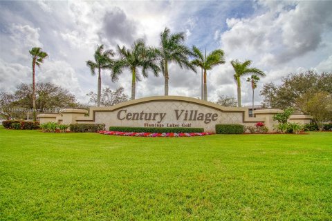 Condominio en venta en Pembroke Pines, Florida, 2 dormitorios, 88.54 m2 № 1229603 - foto 1