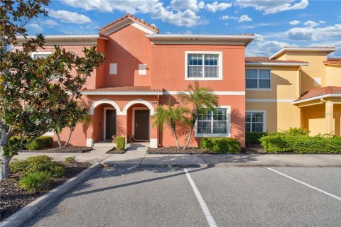 Touwnhouse à vendre à Kissimmee, Floride: 4 chambres, 176.7 m2 № 1253782 - photo 2