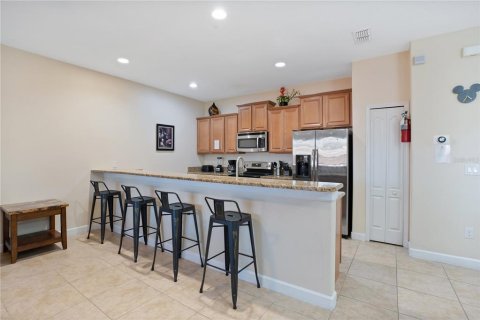 Townhouse in Kissimmee, Florida 4 bedrooms, 176.7 sq.m. № 1253782 - photo 7