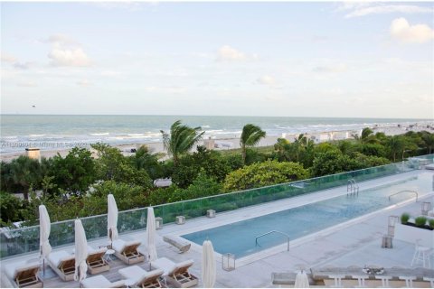 Copropriété à louer à Miami Beach, Floride: 70.61 m2 № 8288 - photo 14