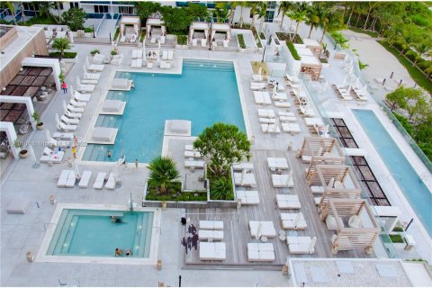 Copropriété à louer à Miami Beach, Floride: 70.61 m2 № 8288 - photo 16