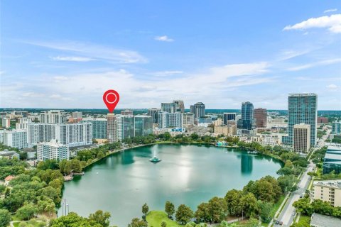 Condominio en venta en Orlando, Florida, 1 dormitorio, 71.63 m2 № 1426868 - foto 2