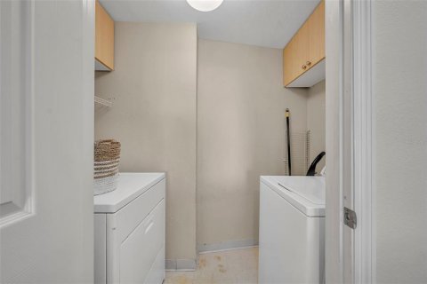 Condo in Orlando, Florida, 1 bedroom  № 1426868 - photo 17