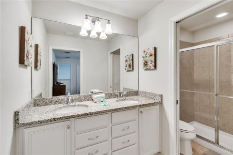 Casa en venta en Kissimmee, Florida, 8 dormitorios, 375.42 m2 № 1297184 - foto 19