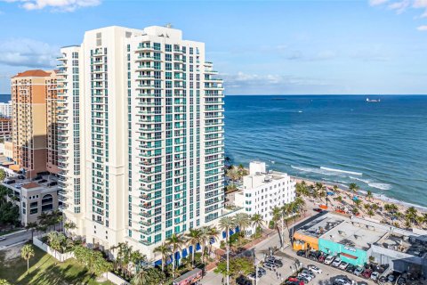 Condominio en venta en Fort Lauderdale, Florida, 3 dormitorios, 274.06 m2 № 925590 - foto 4