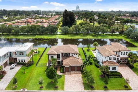 Villa ou maison à vendre à Davie, Floride: 6 chambres, 422.61 m2 № 1362656 - photo 16