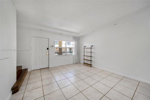 Copropriété à louer à Miami Beach, Floride: 2 chambres, 89.19 m2 № 1368907 - photo 6