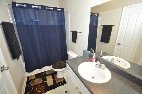 Condominio en alquiler en Orlando, Florida, 1 dormitorio, 89.84 m2 № 1366902 - foto 8