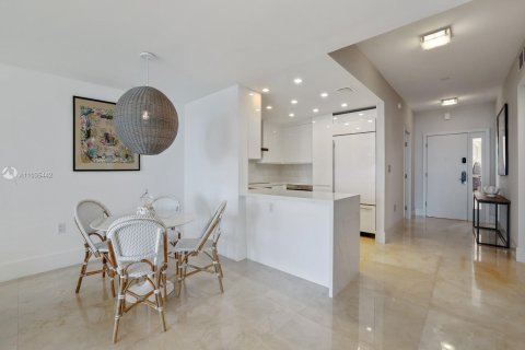 Copropriété à louer à Miami Beach, Floride: 2 chambres, 174.19 m2 № 3891 - photo 14