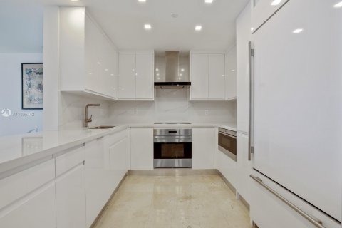 Condominio en alquiler en Miami Beach, Florida, 2 dormitorios, 174.19 m2 № 3891 - foto 18