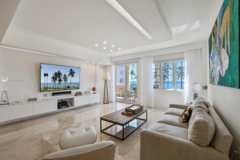 Copropriété à louer à Miami Beach, Floride: 2 chambres, 174.19 m2 № 3891 - photo 6